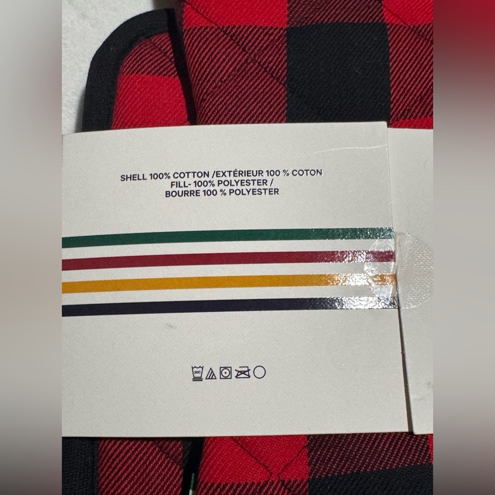 NEW Hudson’s Bay HBC Buffalo Check Oven Mitt and Pot Holder 2-Piece Set